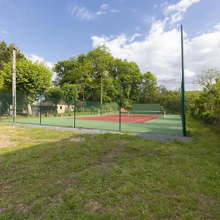 Hébergement de vacances Domaine Les Maurelles *