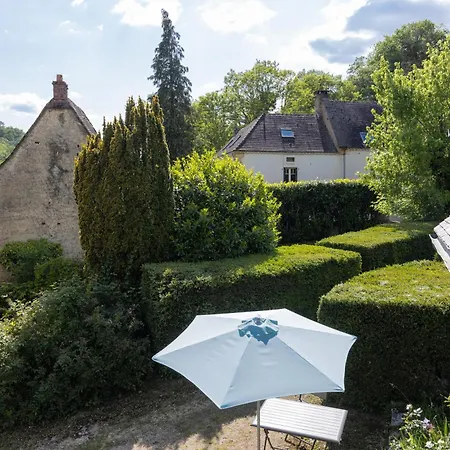 Domaine Les Maurelles Hébergement de vacances Milhac